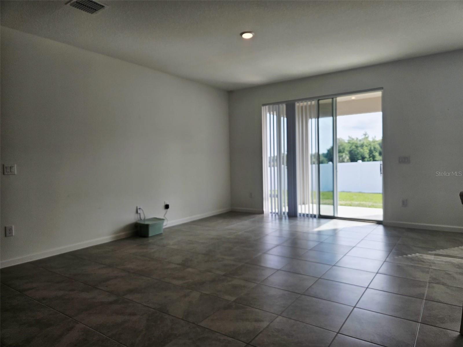 Image 14 of 24 For 440 Free Range Dr