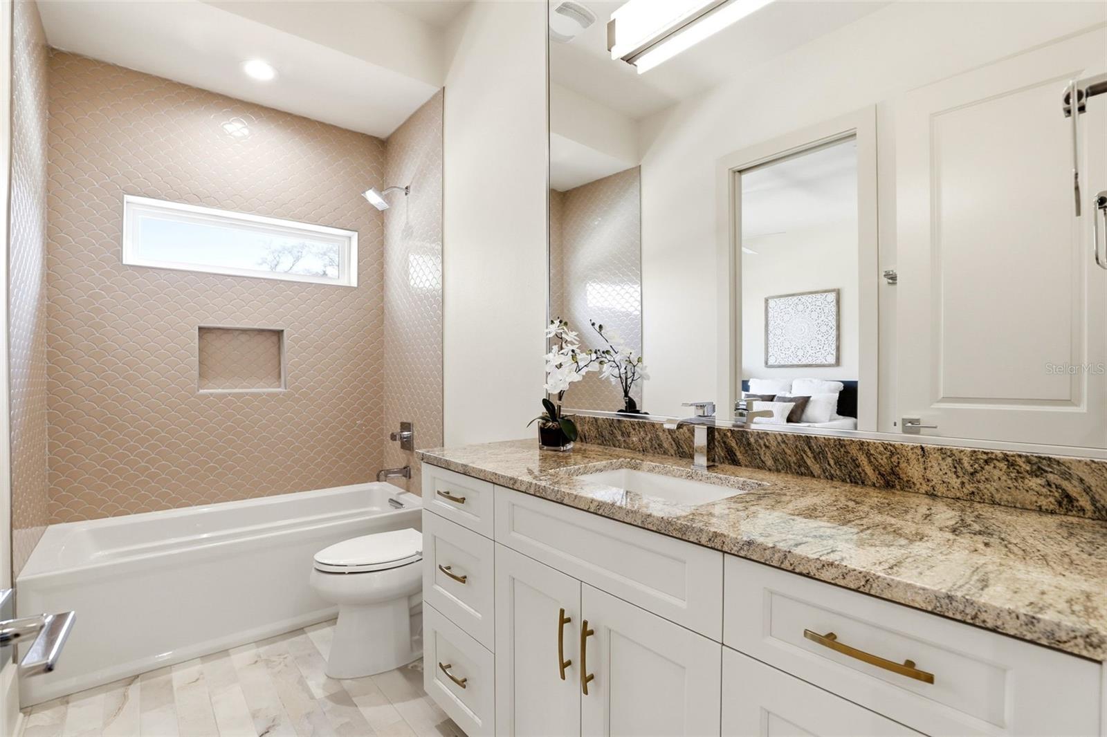 Image 34 of 49 For 330 Princeton Street