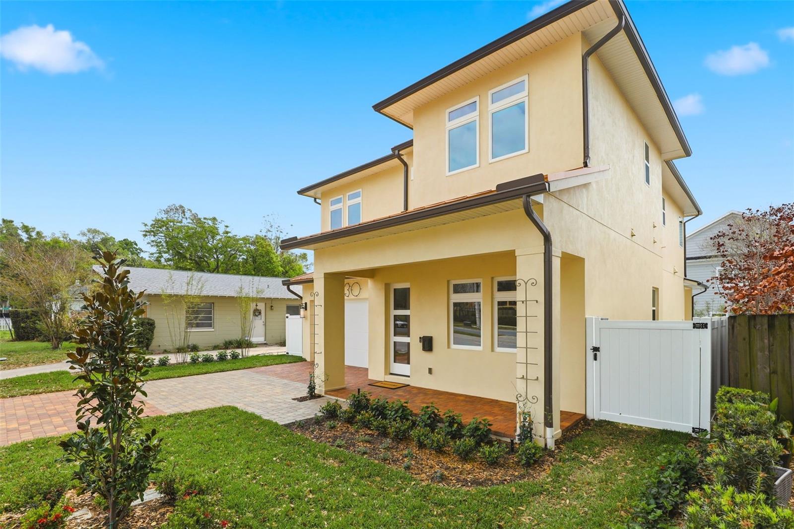 Image 7 of 49 For 330 Princeton Street