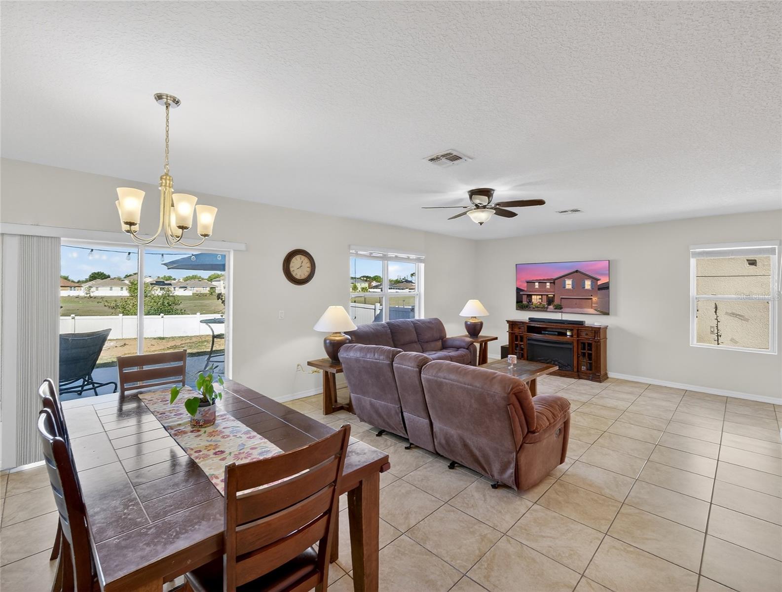 Image 11 of 32 For 885 Freedom Boulevard