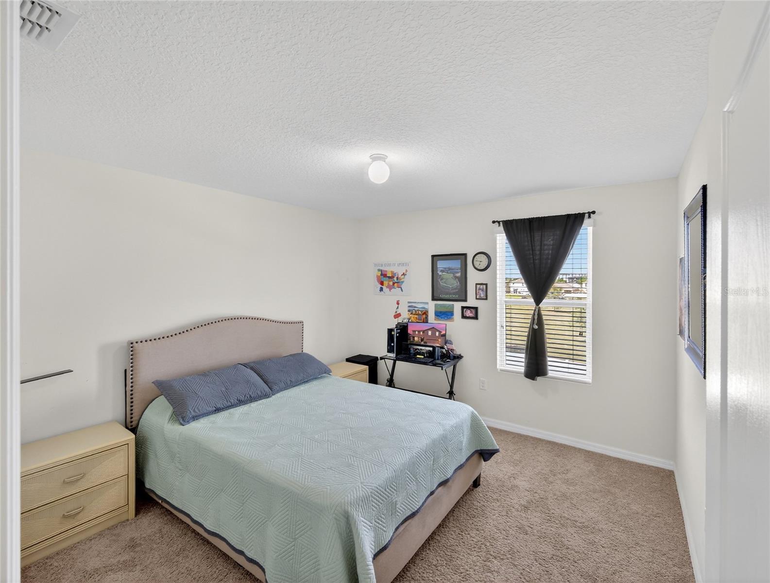 Image 17 of 32 For 885 Freedom Boulevard