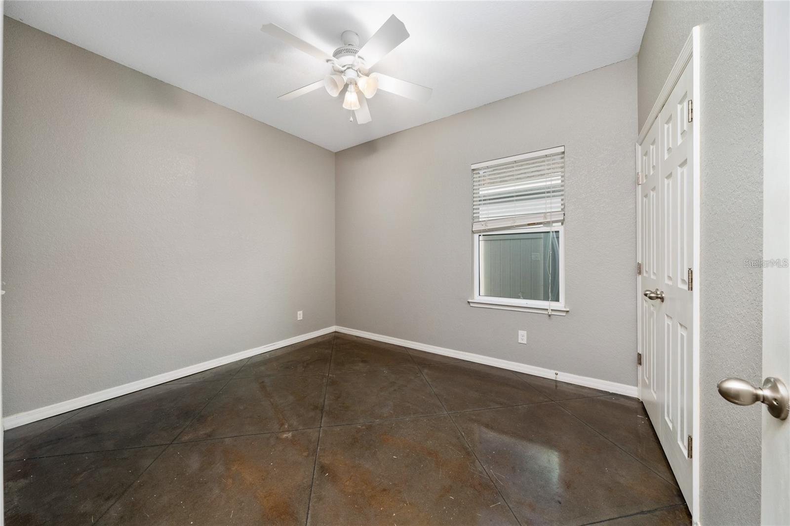 Image 12 of 34 For 2893 Whispering Trails Drive