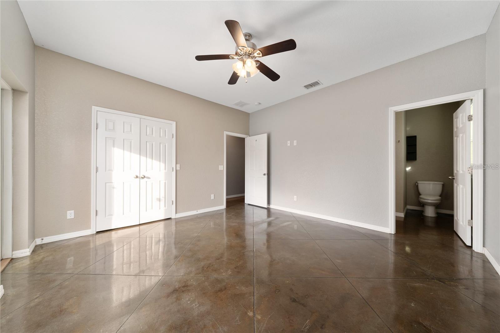 Image 15 of 34 For 2893 Whispering Trails Drive