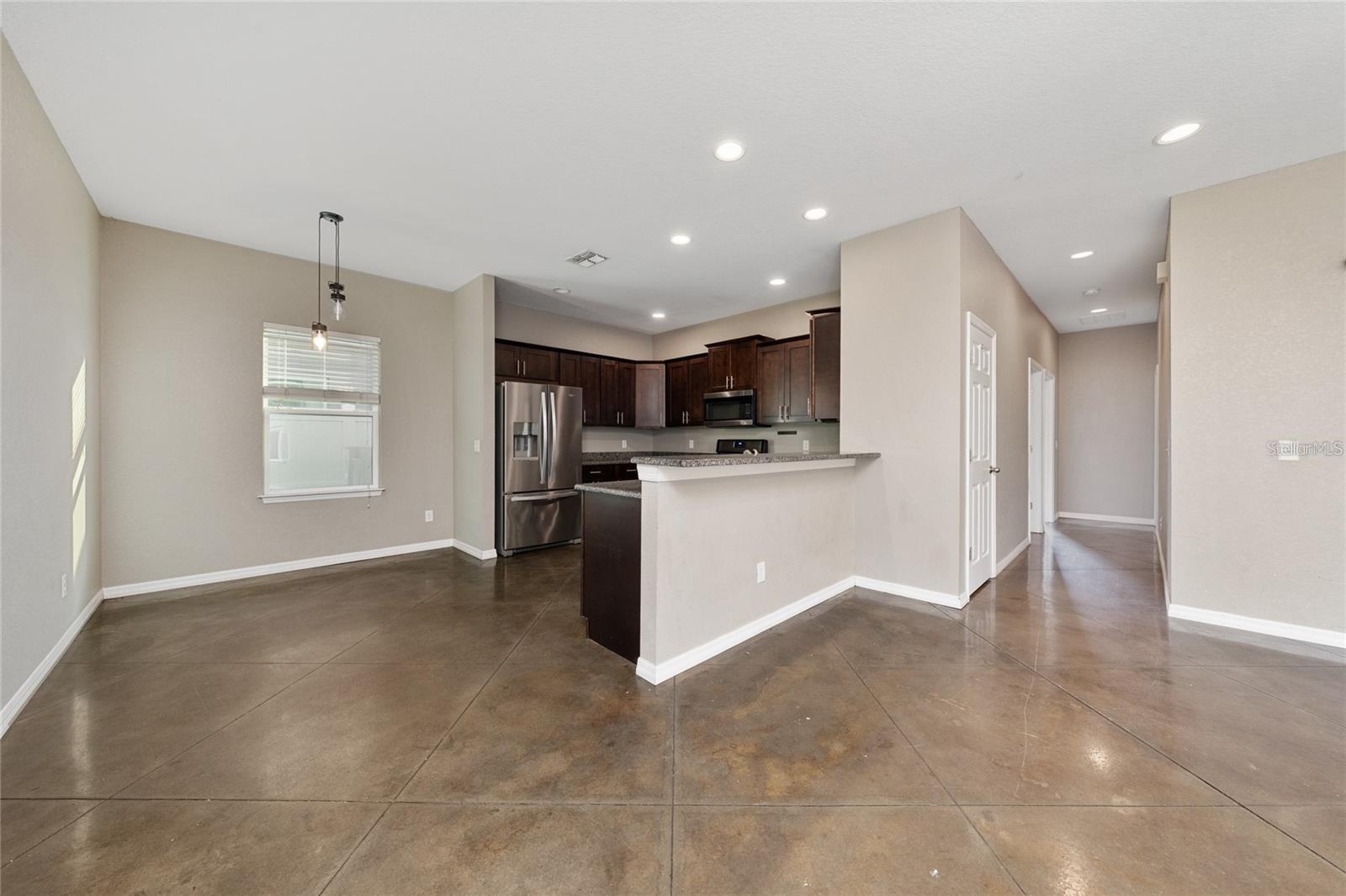 Image 6 of 34 For 2893 Whispering Trails Drive