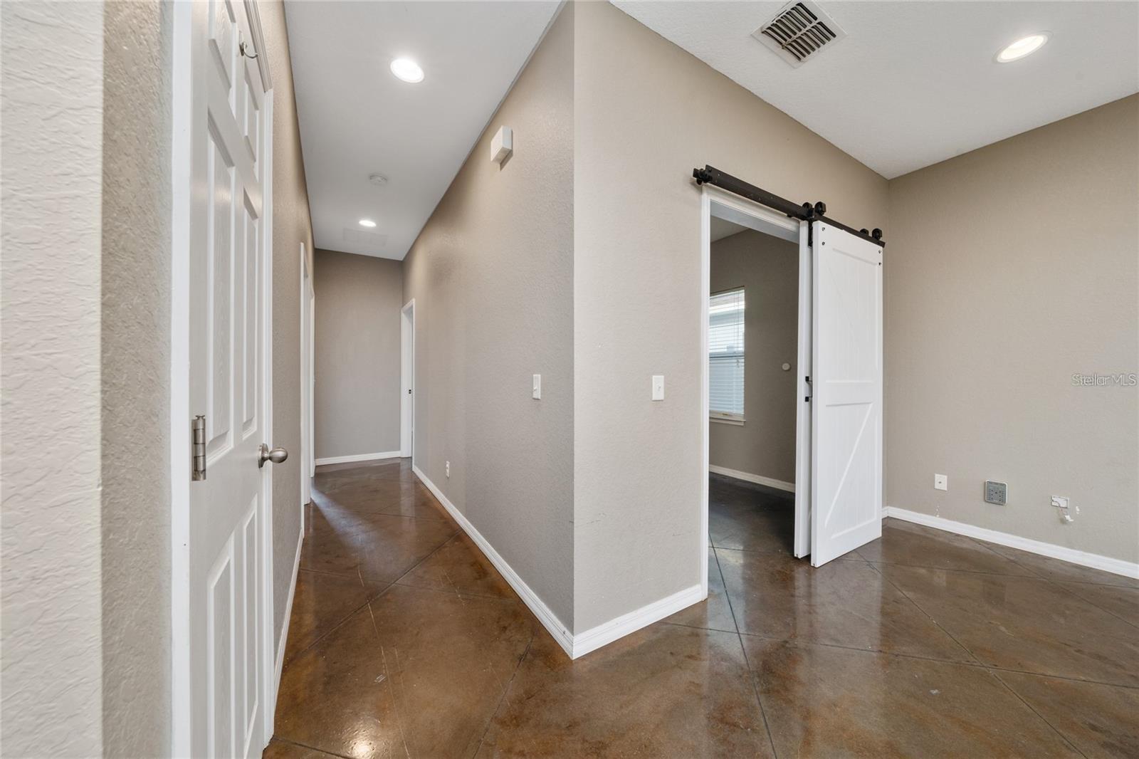 Image 9 of 34 For 2893 Whispering Trails Drive