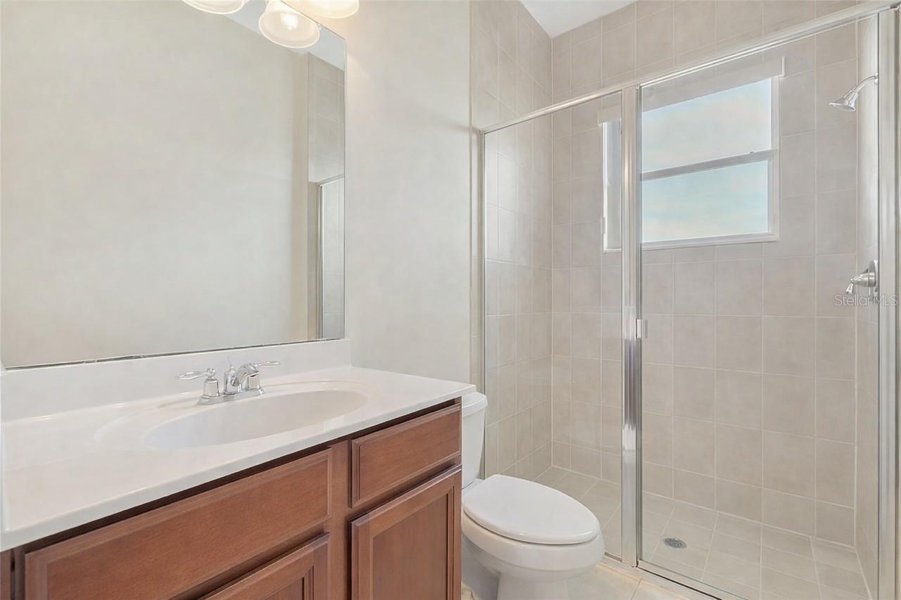 Image 12 of 18 For 3821 Shoreview Drive