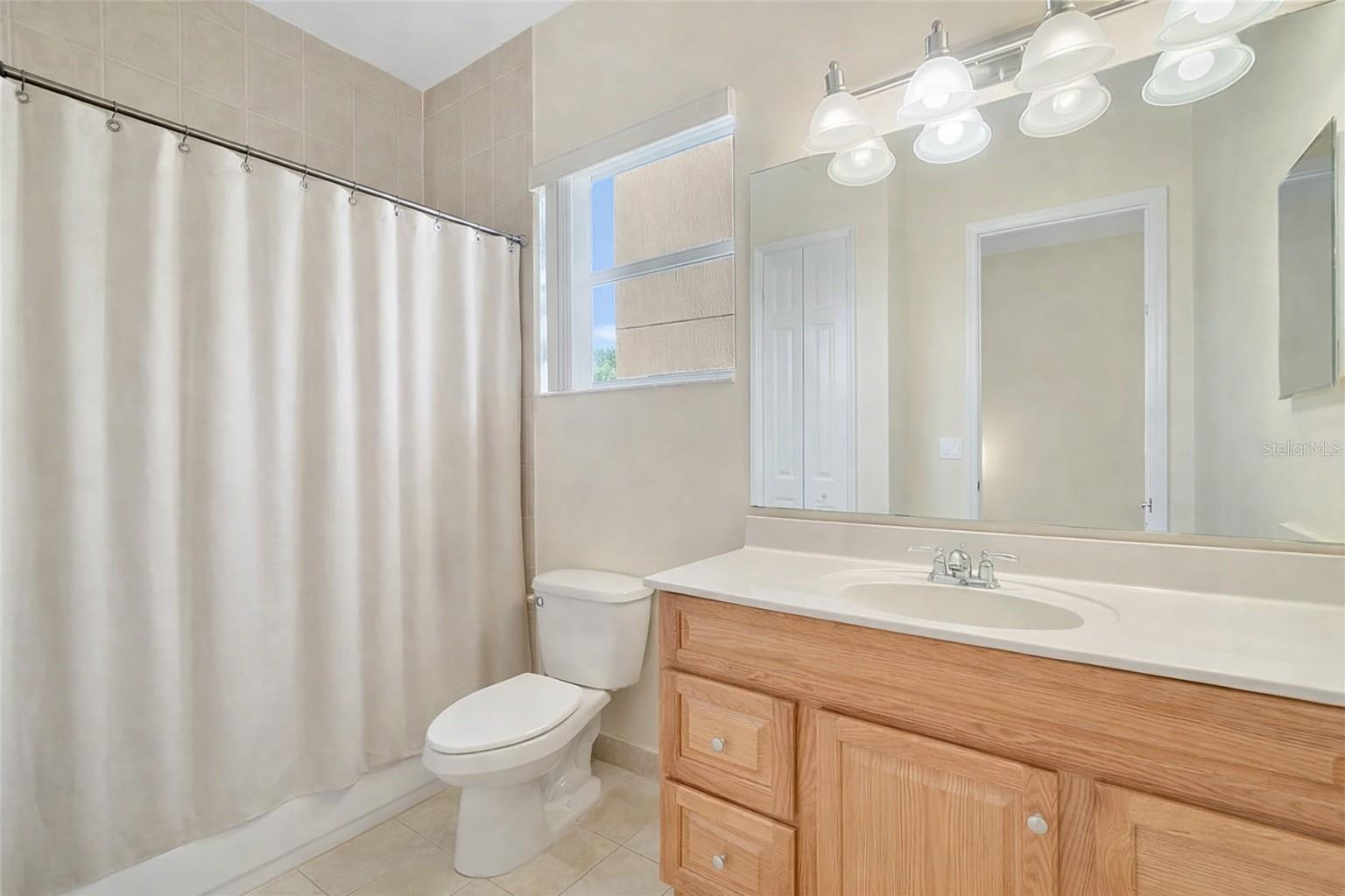 Image 14 of 18 For 3821 Shoreview Drive