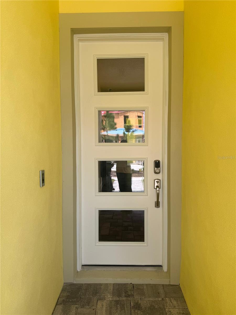 Image 3 of 29 For 9803 Gobat Alley