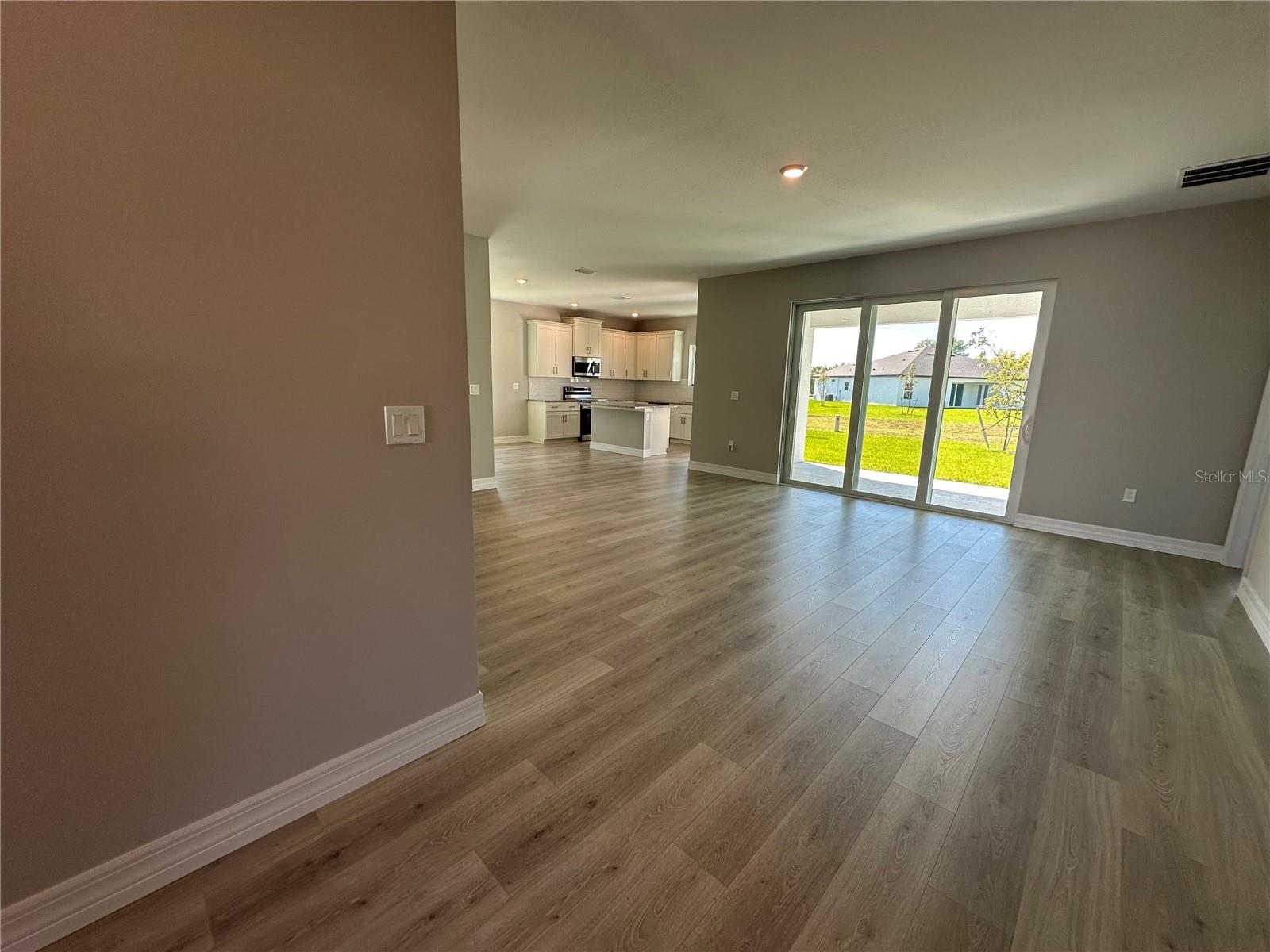 Image 11 of 66 For 26465 Barranquilla Avenue