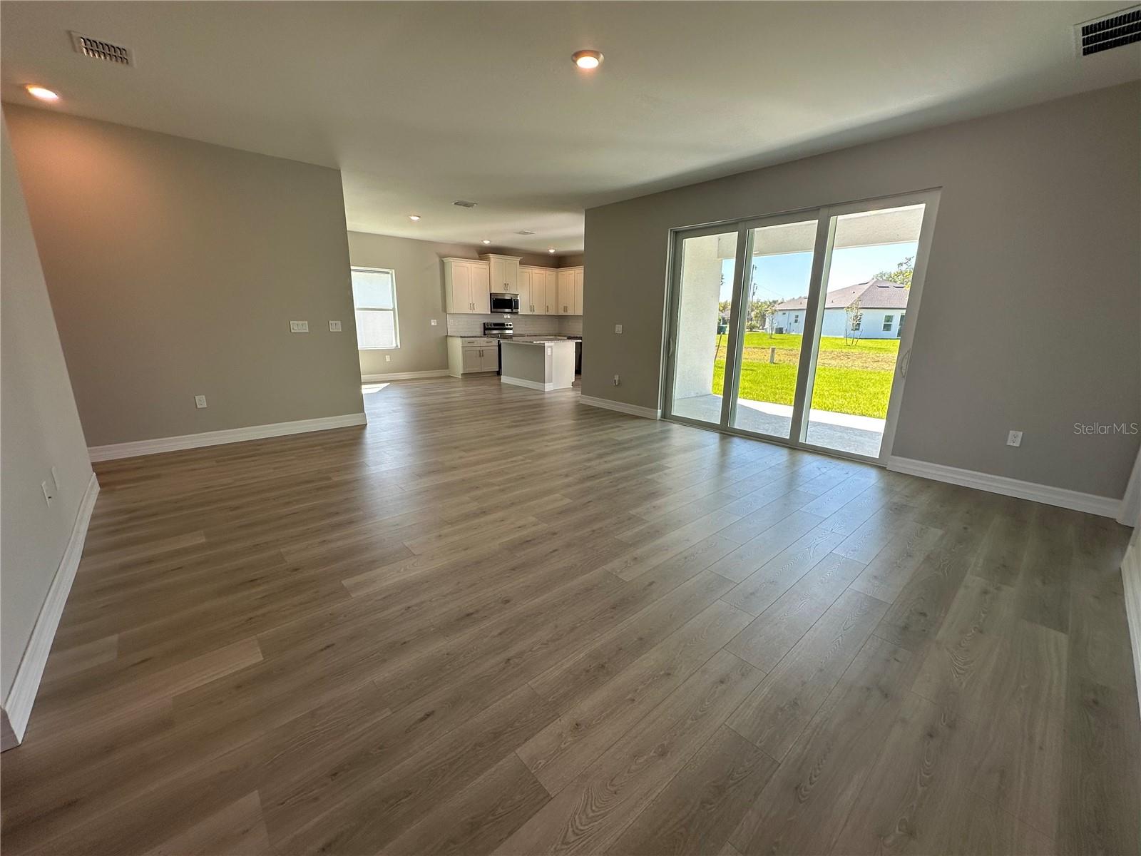 Image 12 of 66 For 26465 Barranquilla Avenue