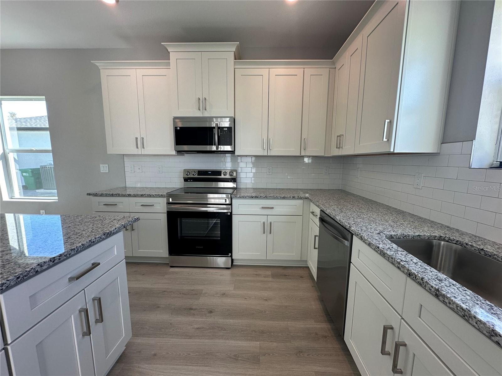 Image 6 of 66 For 26465 Barranquilla Avenue