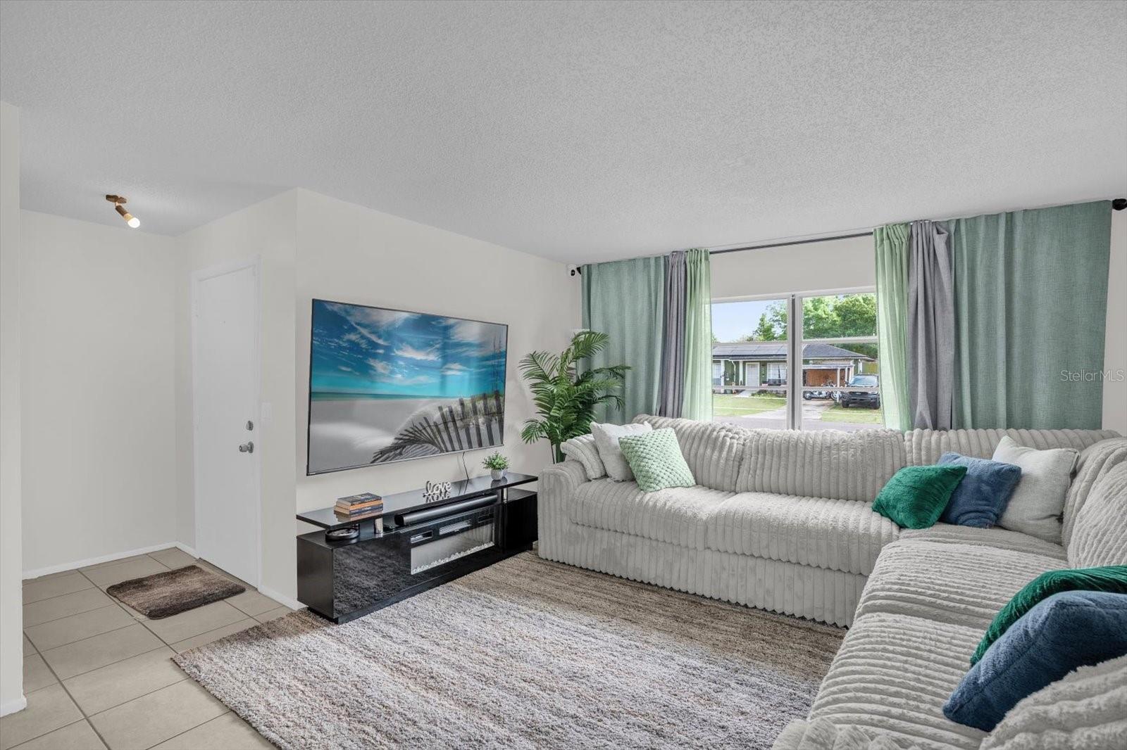 Image 5 of 25 For 6125 Rocky Trail