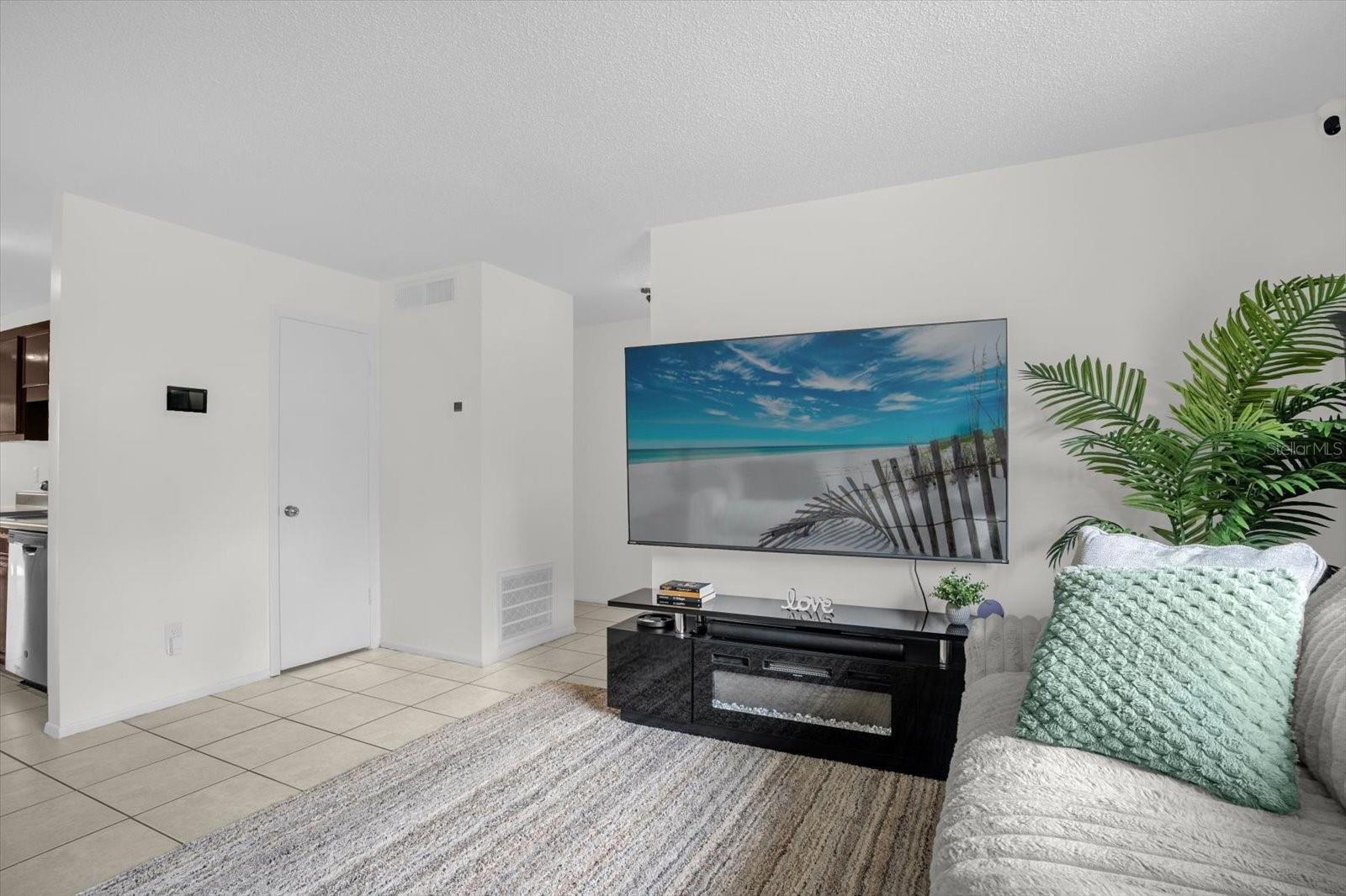 Image 7 of 25 For 6125 Rocky Trail