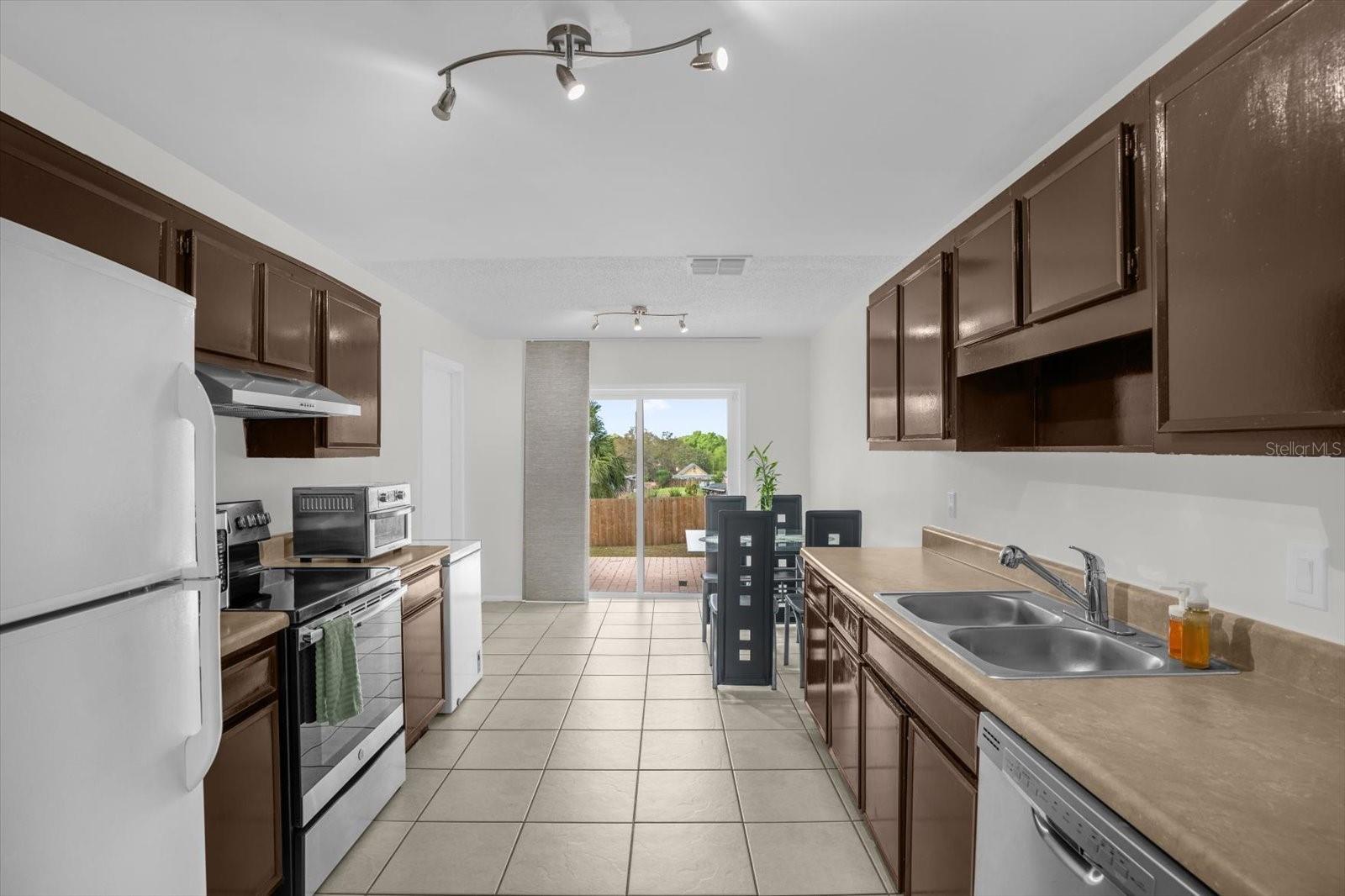 Image 8 of 25 For 6125 Rocky Trail