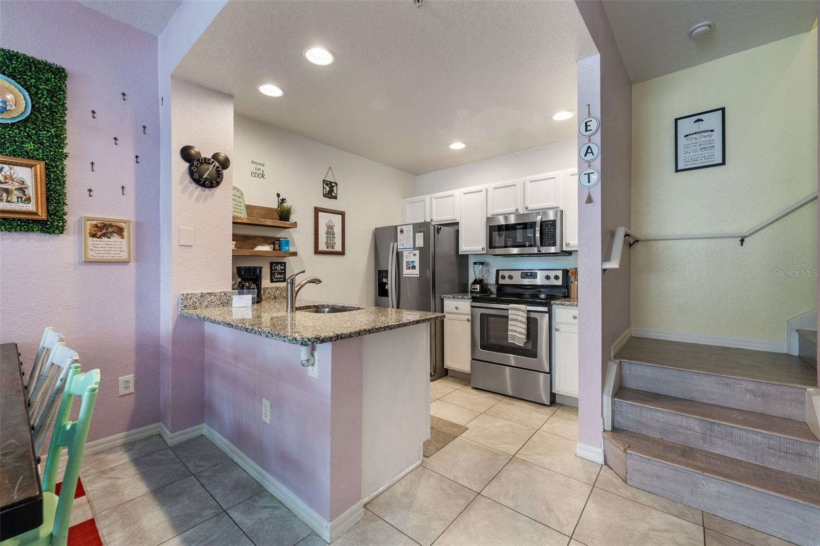 Image 11 of 36 For 4561 Yellowgold Road E 103