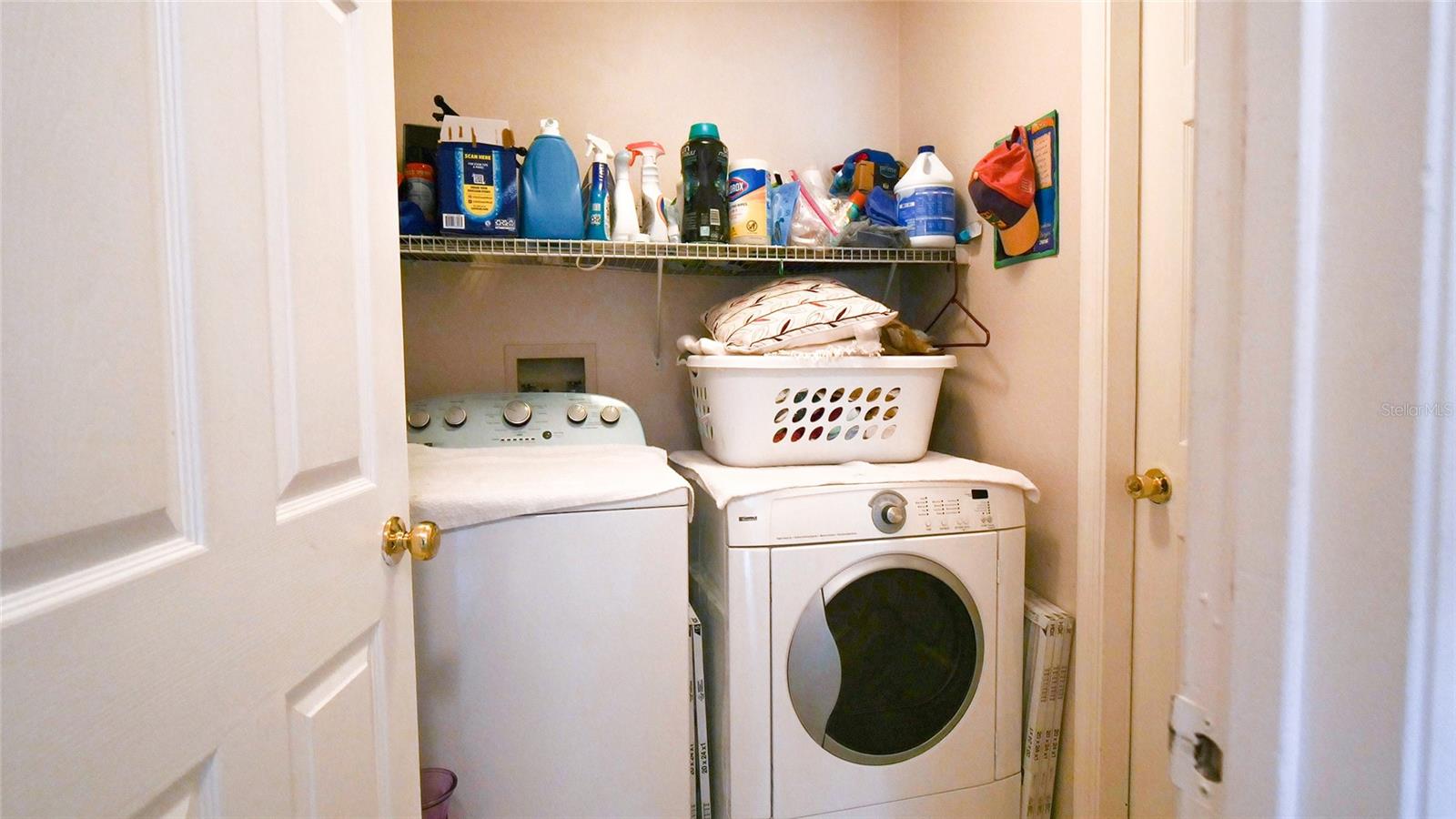 Image 16 of 62 For 4381 Creekside Boulevard