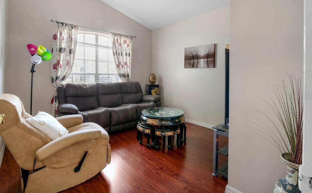 Image 20 of 62 For 4381 Creekside Boulevard