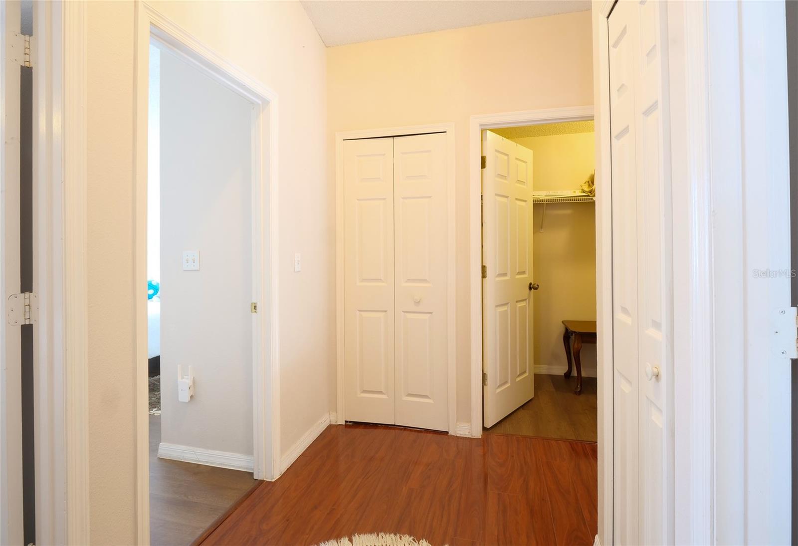 Image 42 of 62 For 4381 Creekside Boulevard