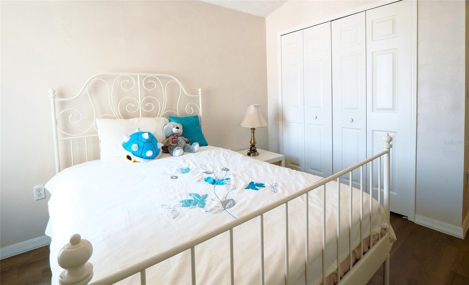 Image 44 of 62 For 4381 Creekside Boulevard