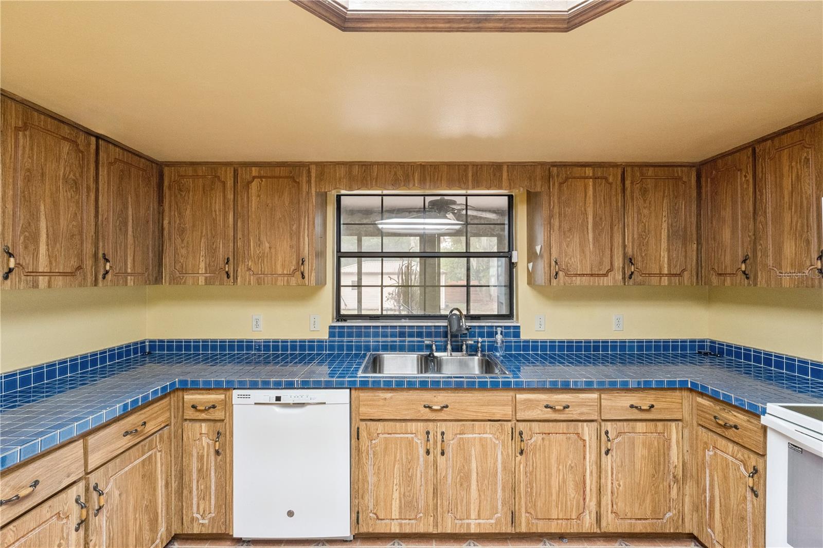 Image 10 of 35 For 2867 Longleaf Court