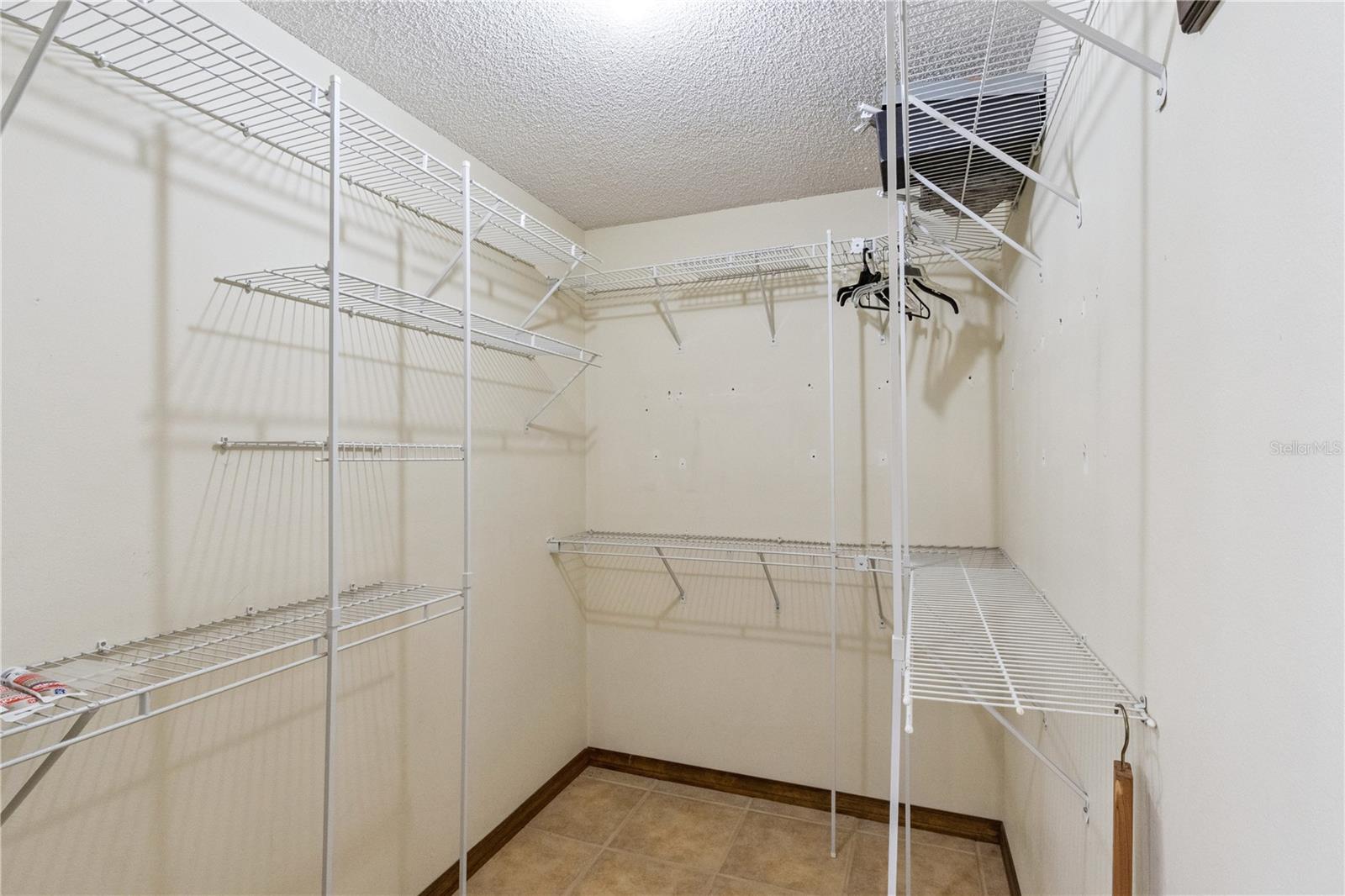 Image 16 of 35 For 2867 Longleaf Court