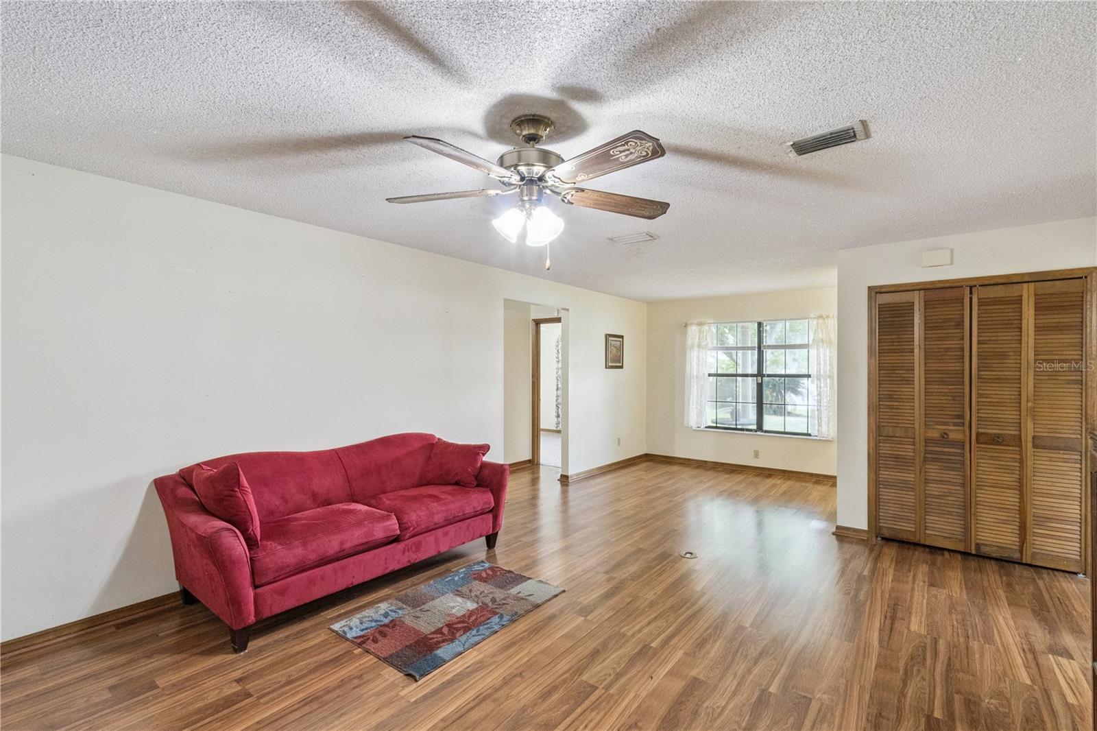 Image 4 of 35 For 2867 Longleaf Court
