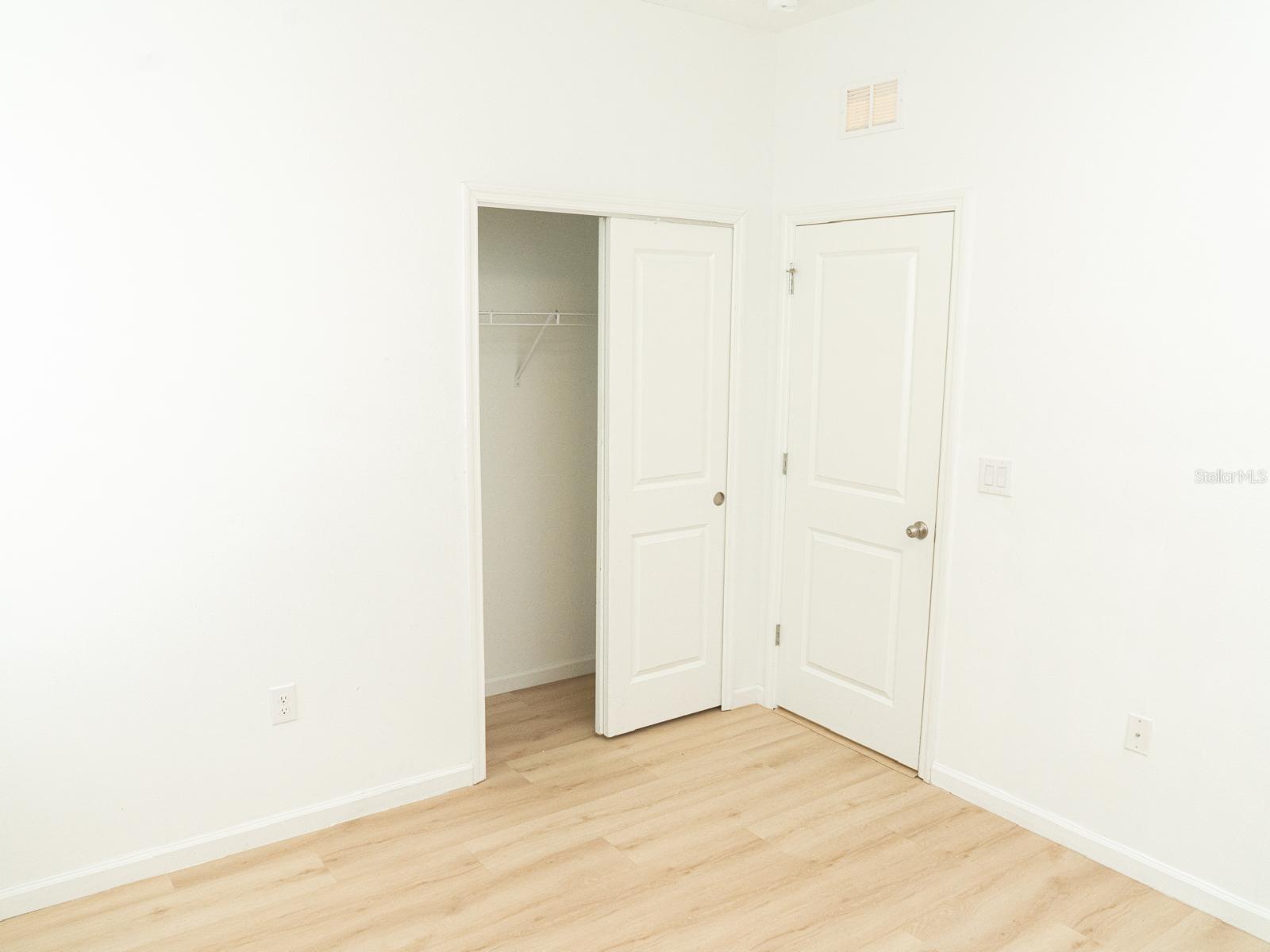 Image 11 of 42 For 445 Silver Palm Drive