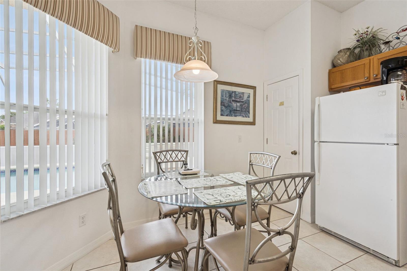 Image 11 of 60 For 170 Bloomingdale Drive