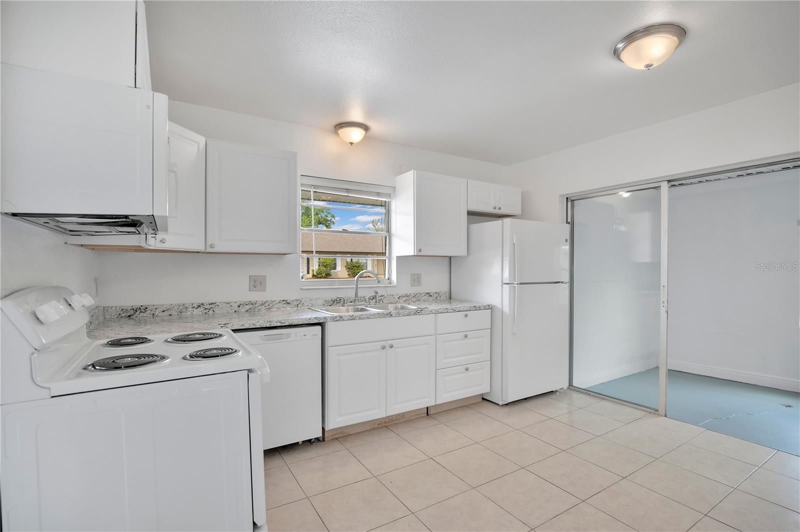 Image 5 of 17 For 9844 River Pines Court