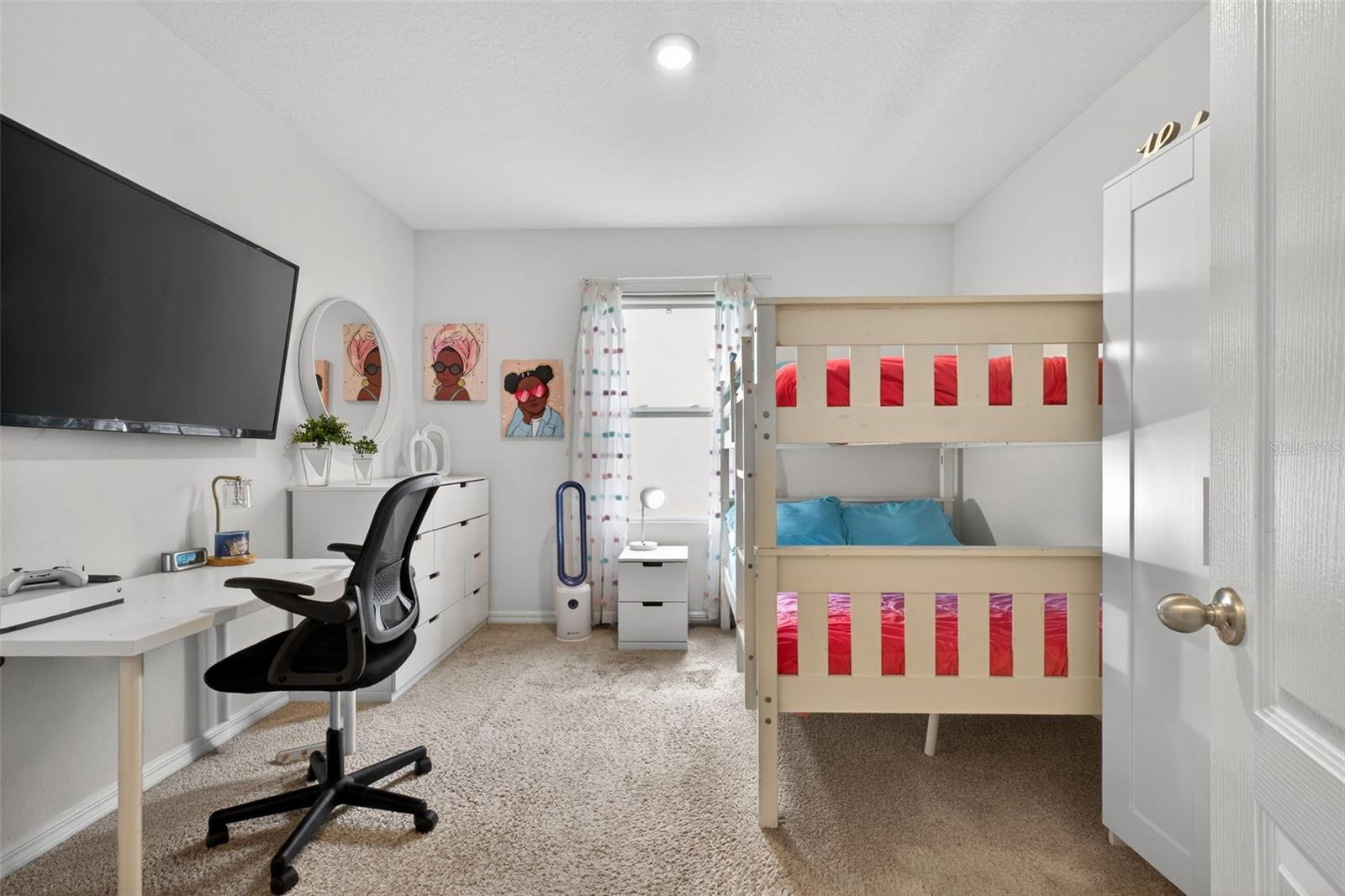 Image 33 of 66 For 5740 Grey Granite Way