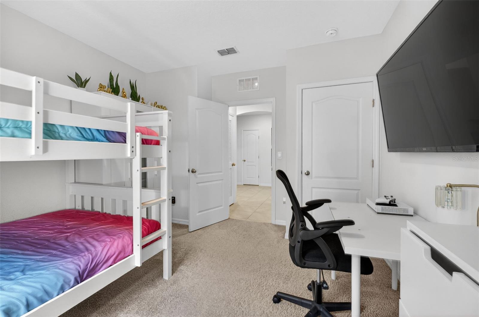 Image 34 of 66 For 5740 Grey Granite Way