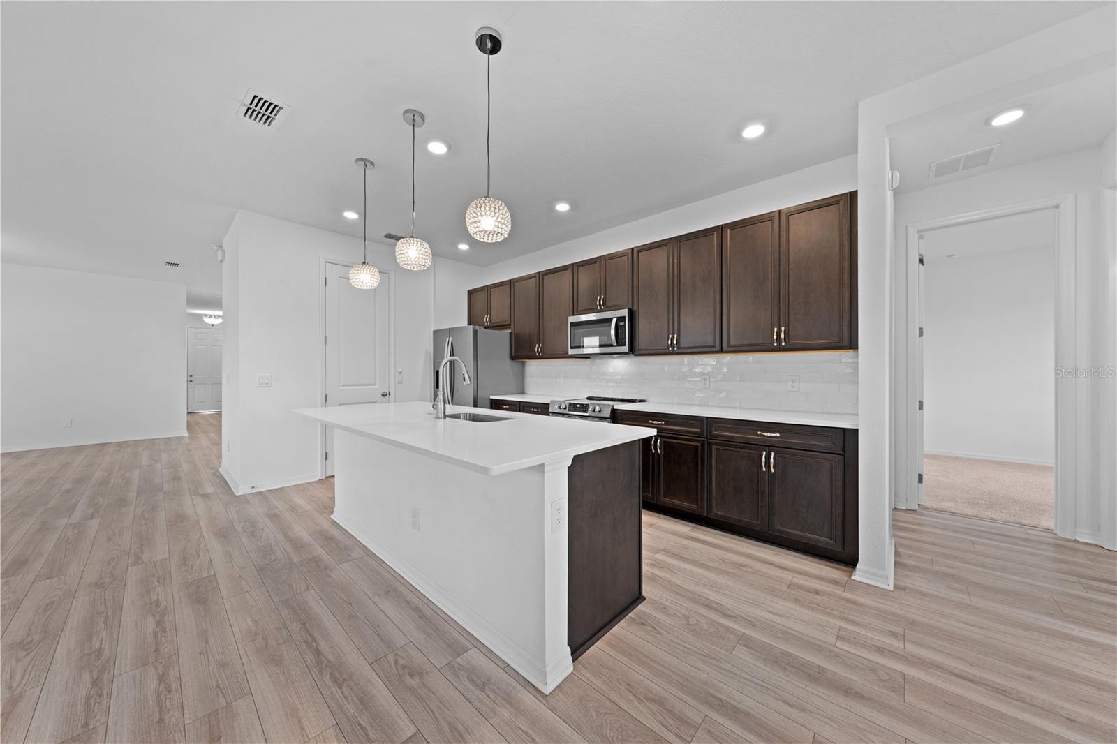 Image 11 of 55 For 920 Livestock Loop