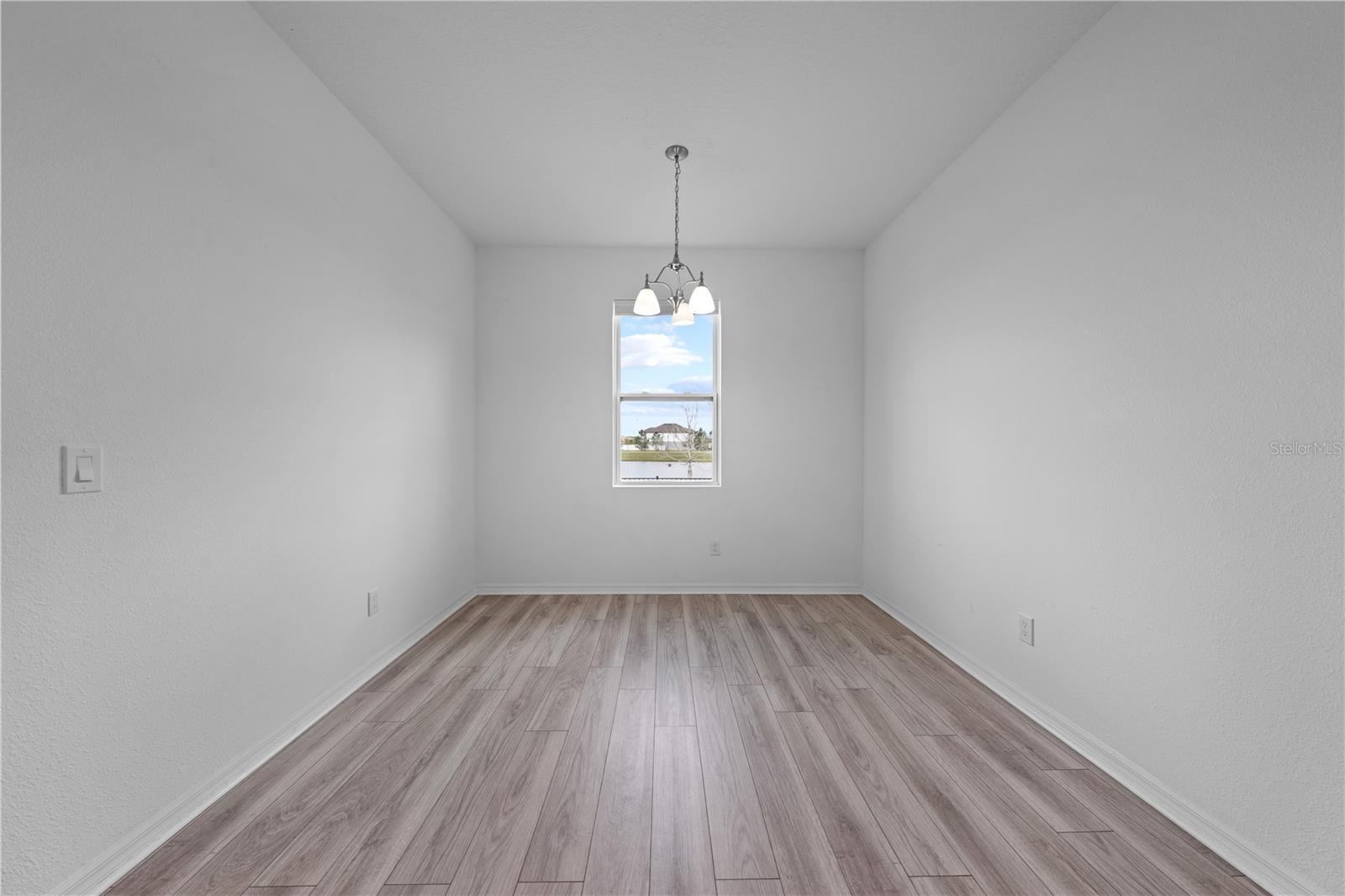 Image 36 of 55 For 920 Livestock Loop