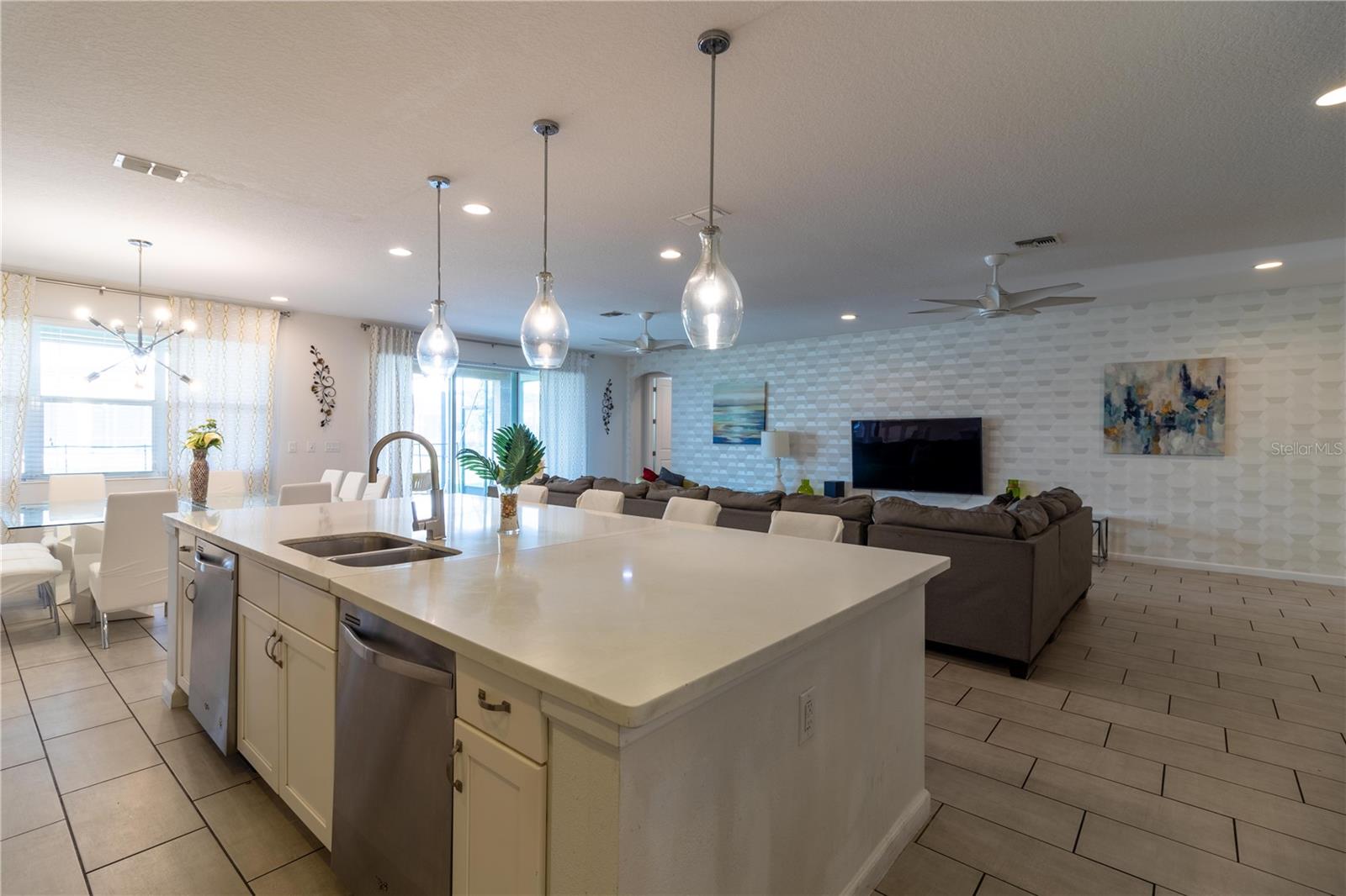 Image 39 of 86 For 3801 Sonoma Boulevard