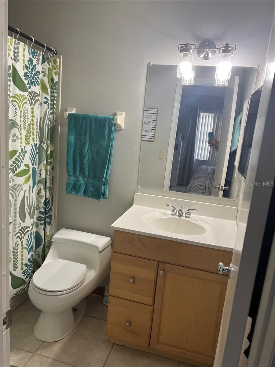 Image 21 of 22 For 2528 Woodgate Boulevard 201