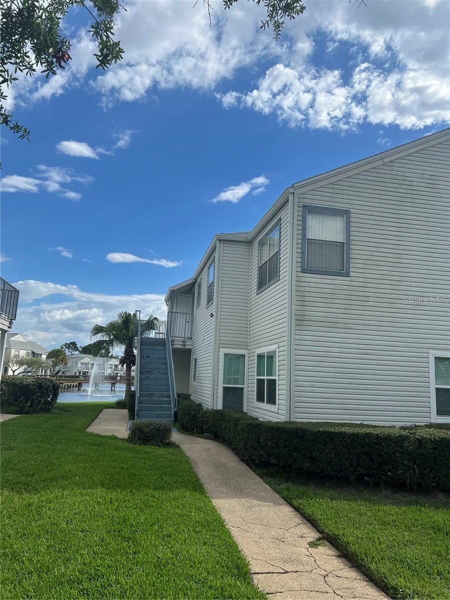 Image 3 of 22 For 2528 Woodgate Boulevard 201