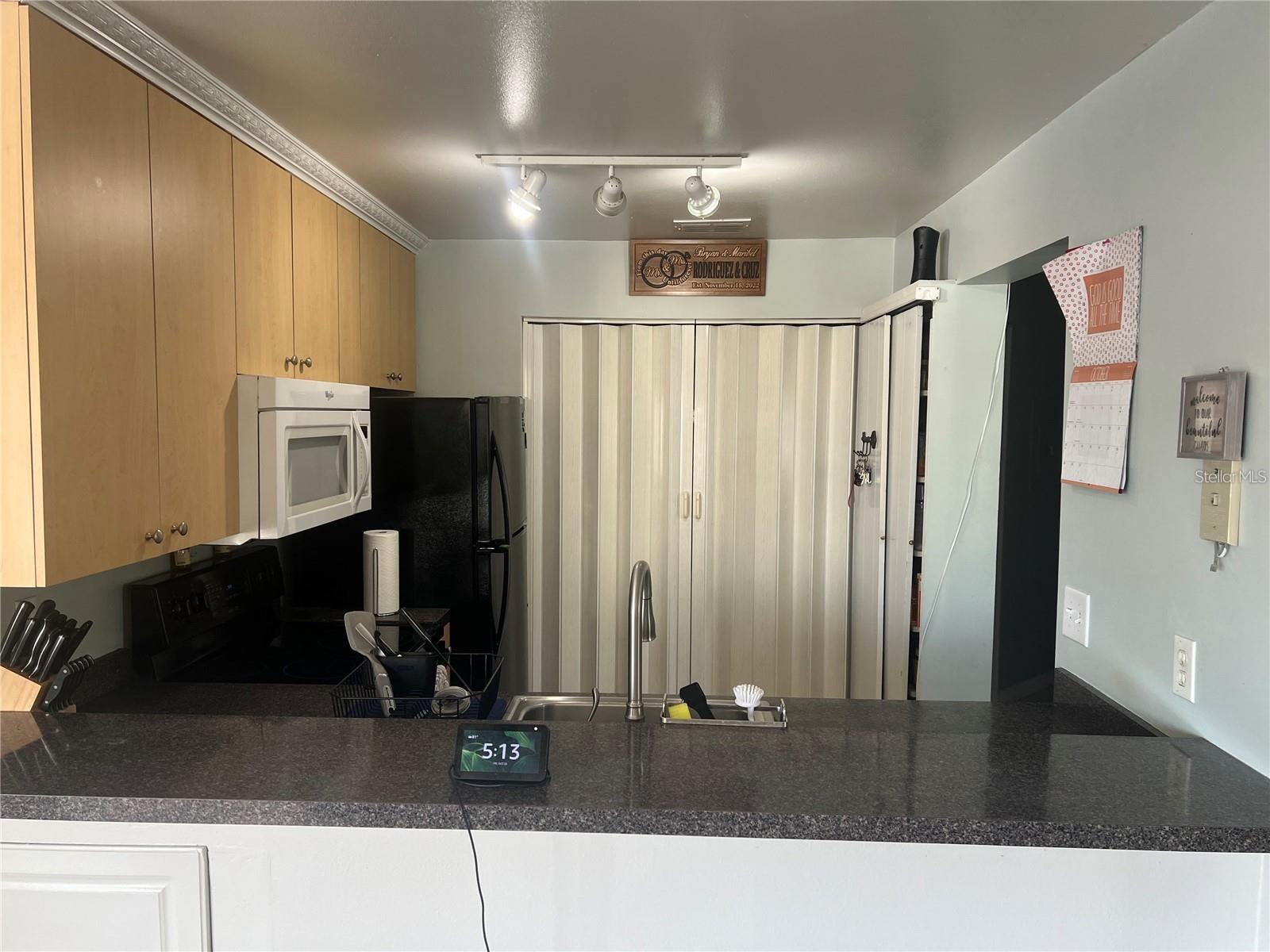 Image 9 of 22 For 2528 Woodgate Boulevard 201