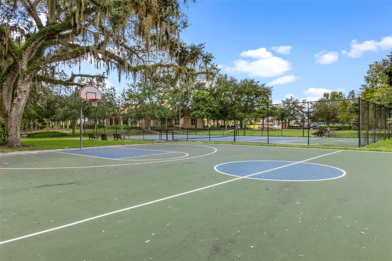 Image 31 of 43 For 3102 Camino Real Dr N