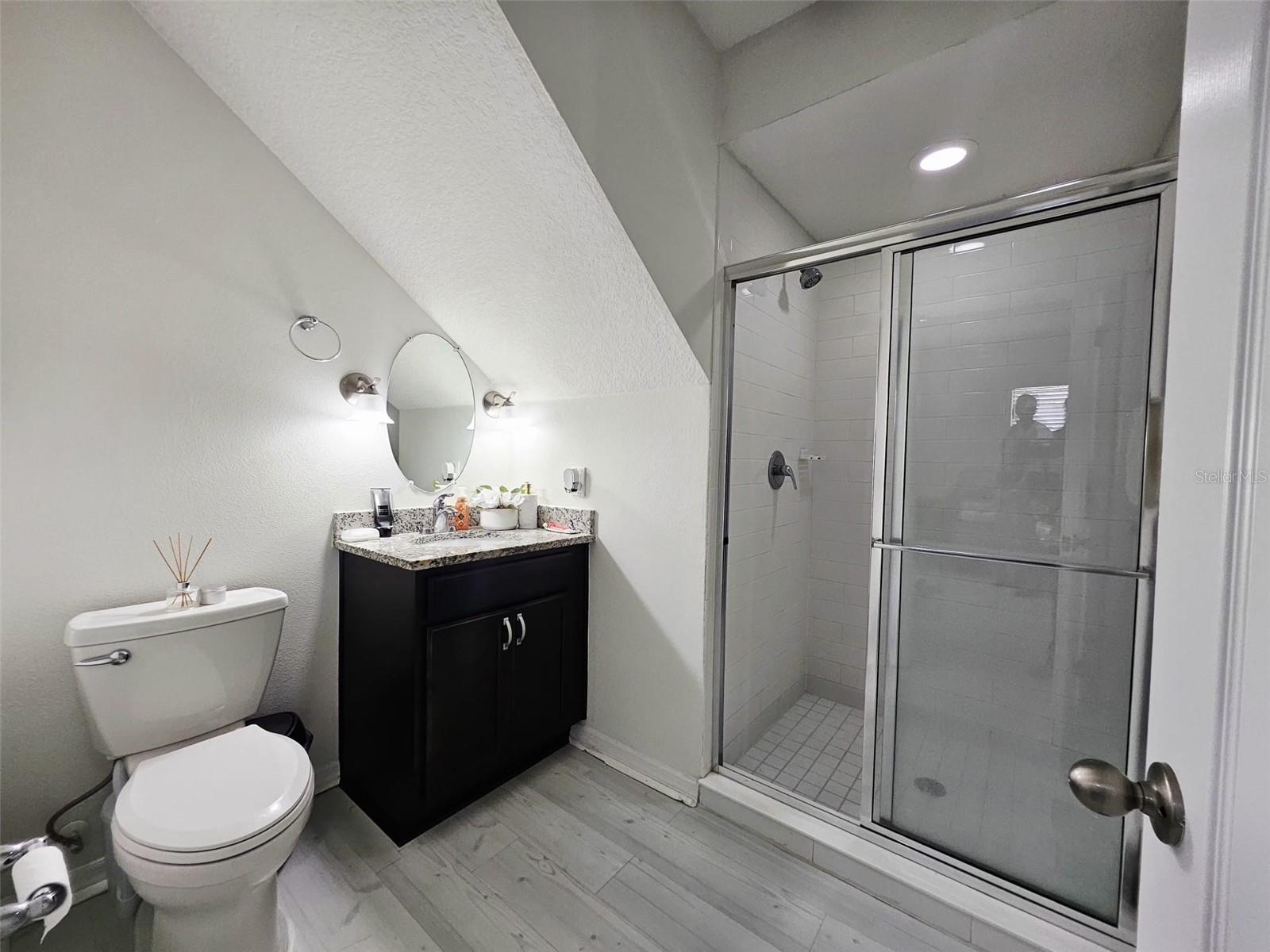 Image 9 of 43 For 3102 Camino Real Dr N