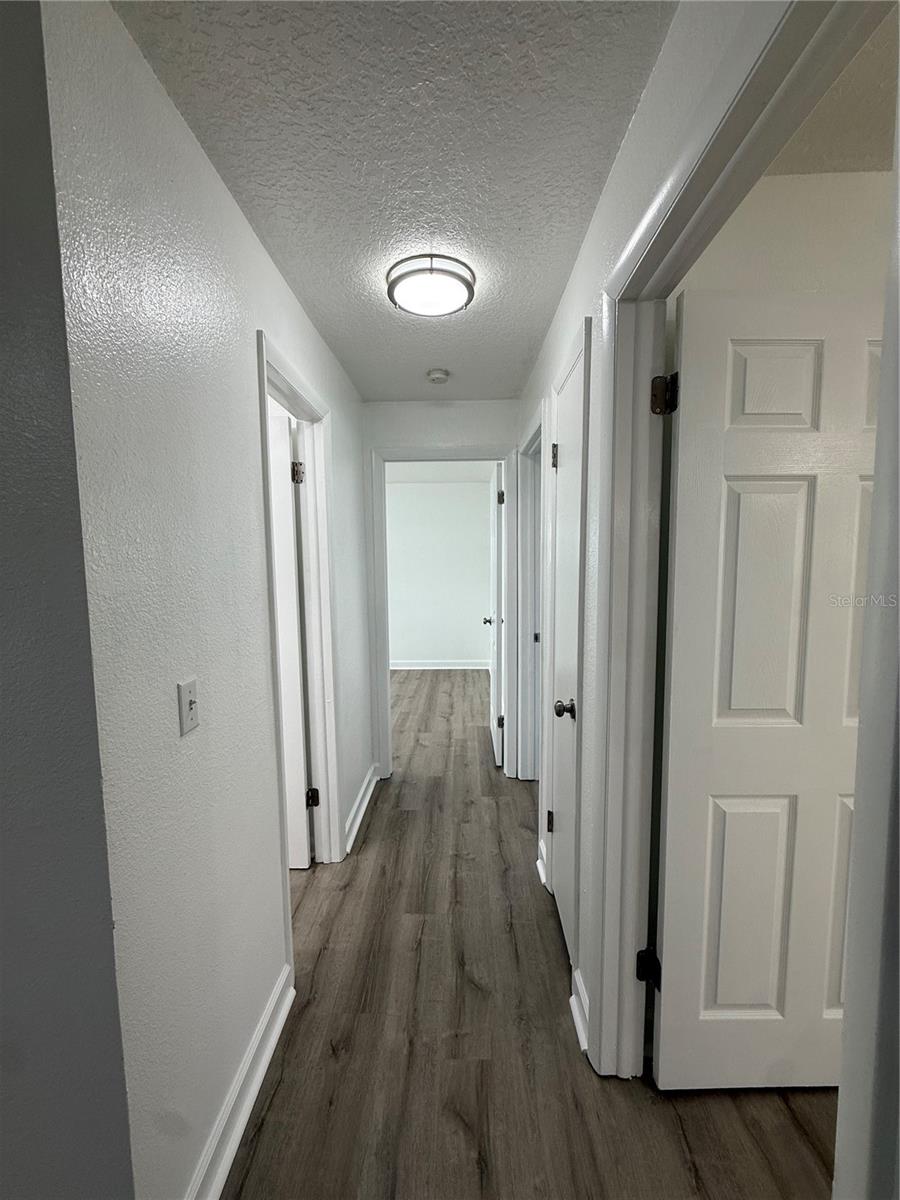 Image 18 of 31 For 1809 Paradise Drive