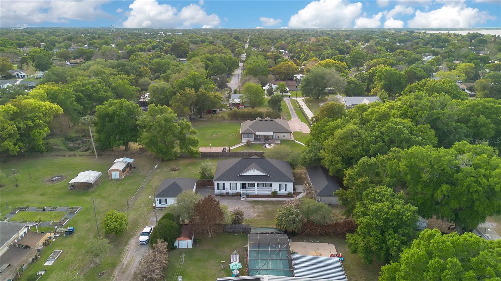 Image 22 of 30 For 704 Grape Avenue