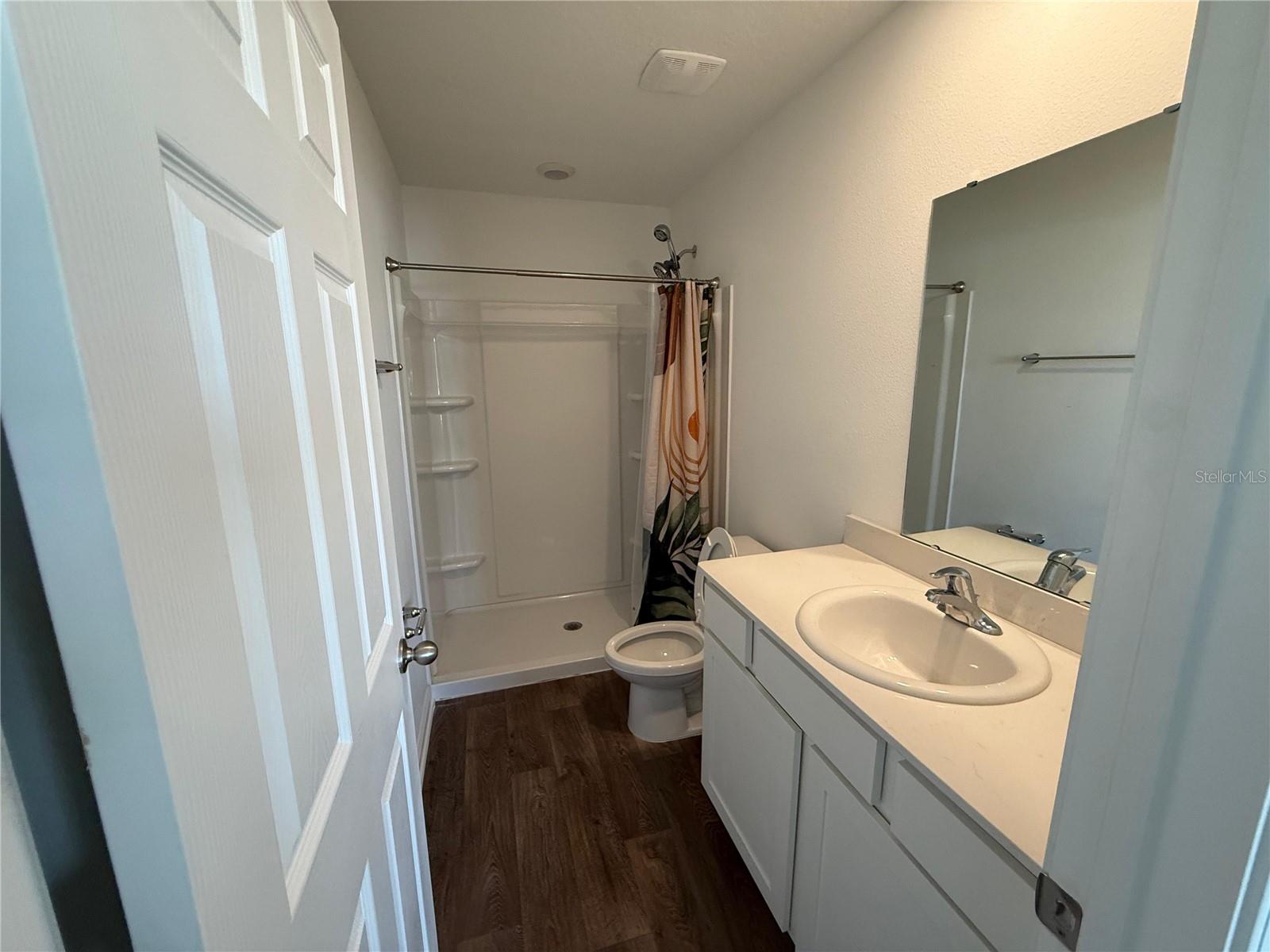 Image 6 of 9 For 891 Rivertree Place