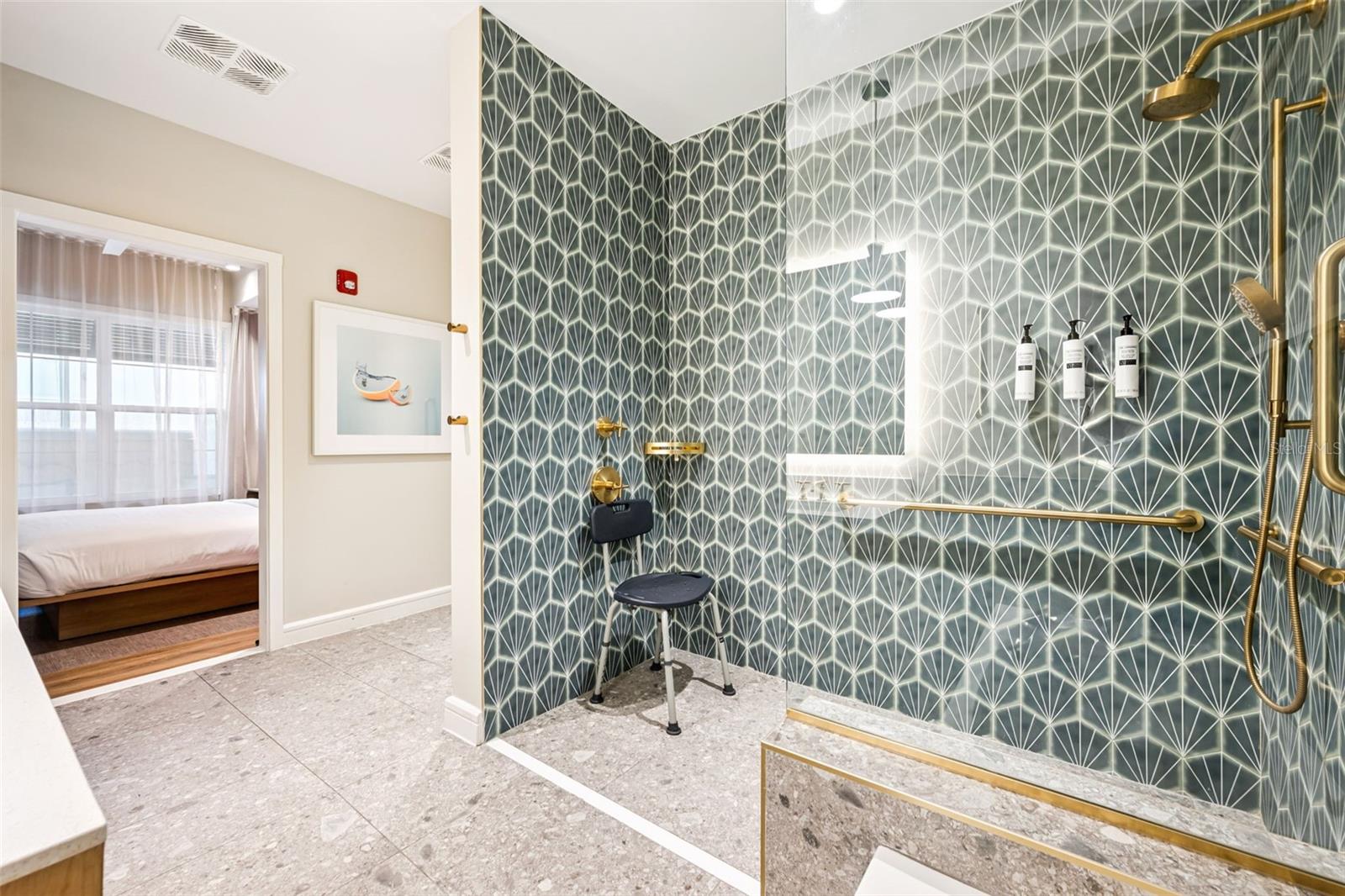 Image 20 of 45 For 3151 Sunset Walk Drive 1209