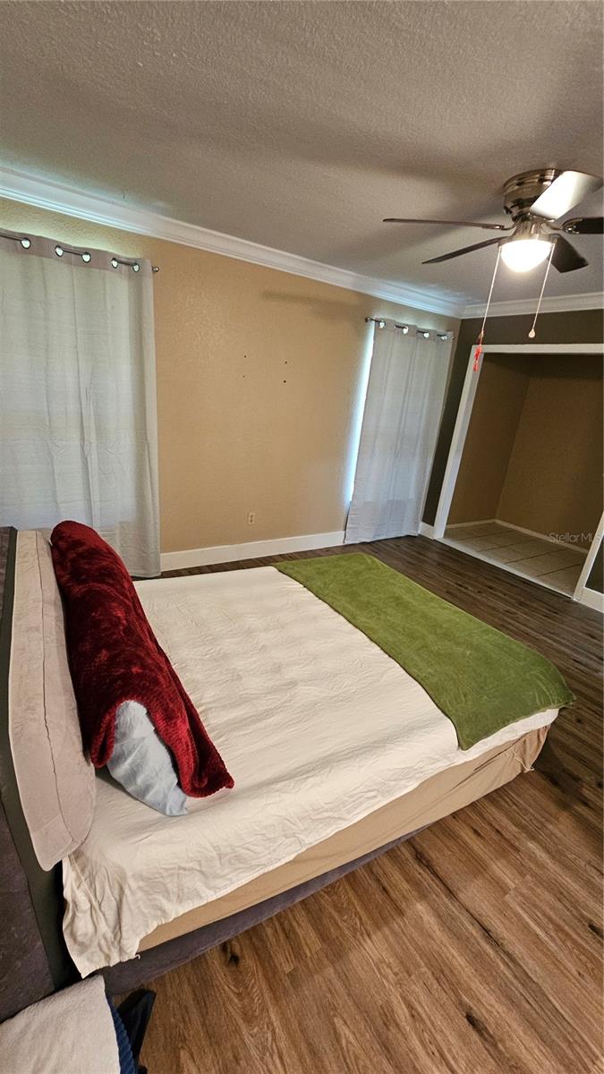 Image 30 of 47 For 10633 Windsor Place