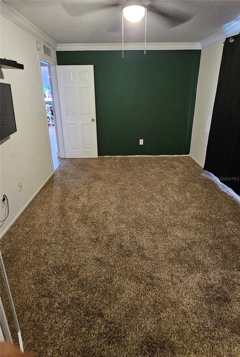 Image 35 of 47 For 10633 Windsor Place