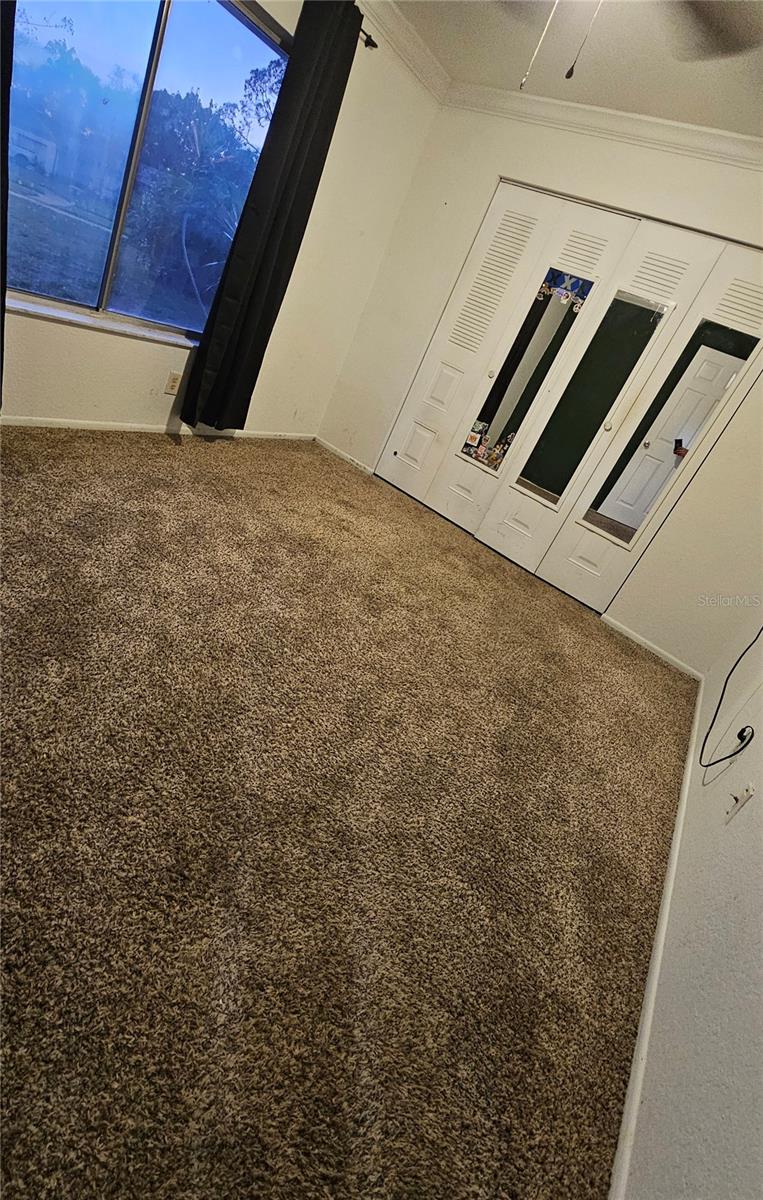 Image 38 of 47 For 10633 Windsor Place