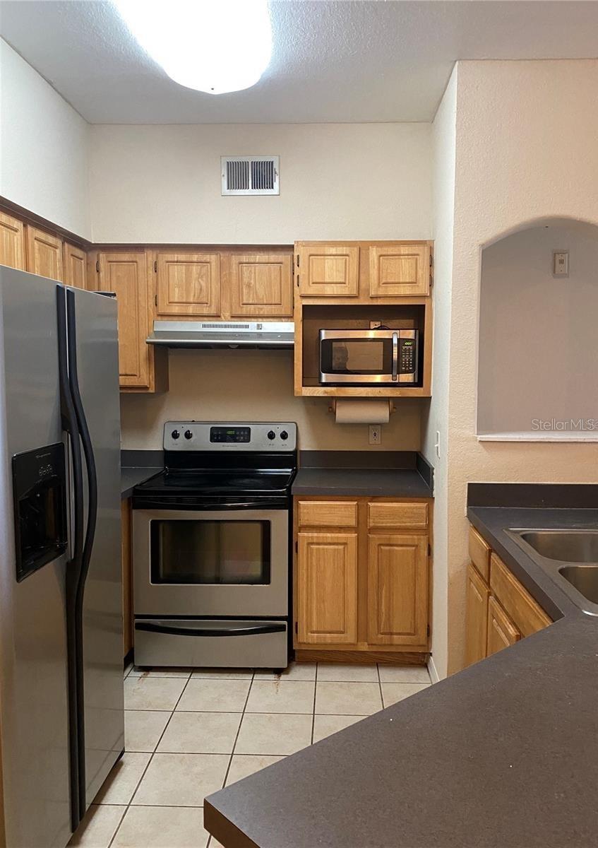 Image 5 of 18 For 3250 Corona Village Way 206