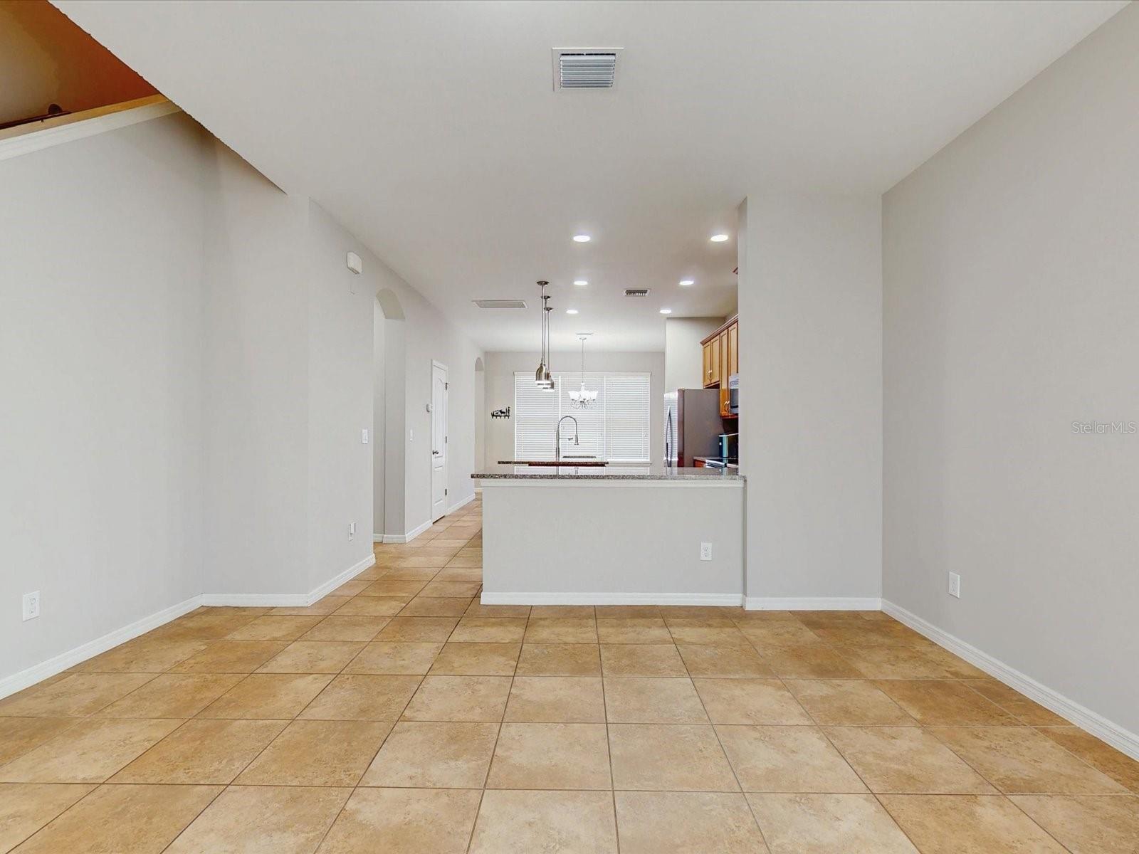 Image 5 of 32 For 7249 Shadeview Alley