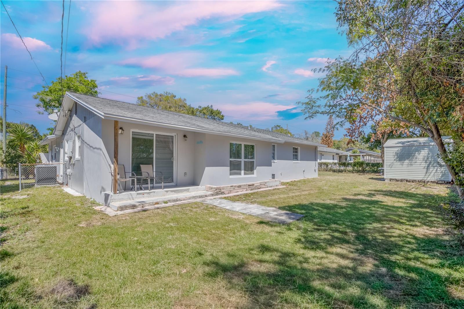 Image 17 of 18 For 3112 Oranole Road