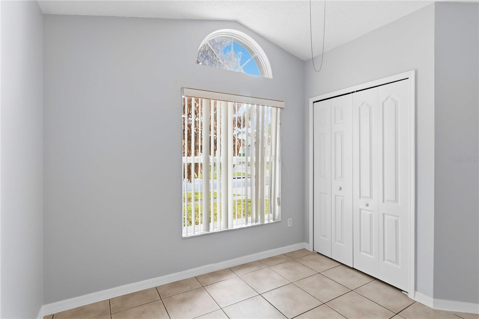 Image 24 of 30 For 11913 Hatcher Circle